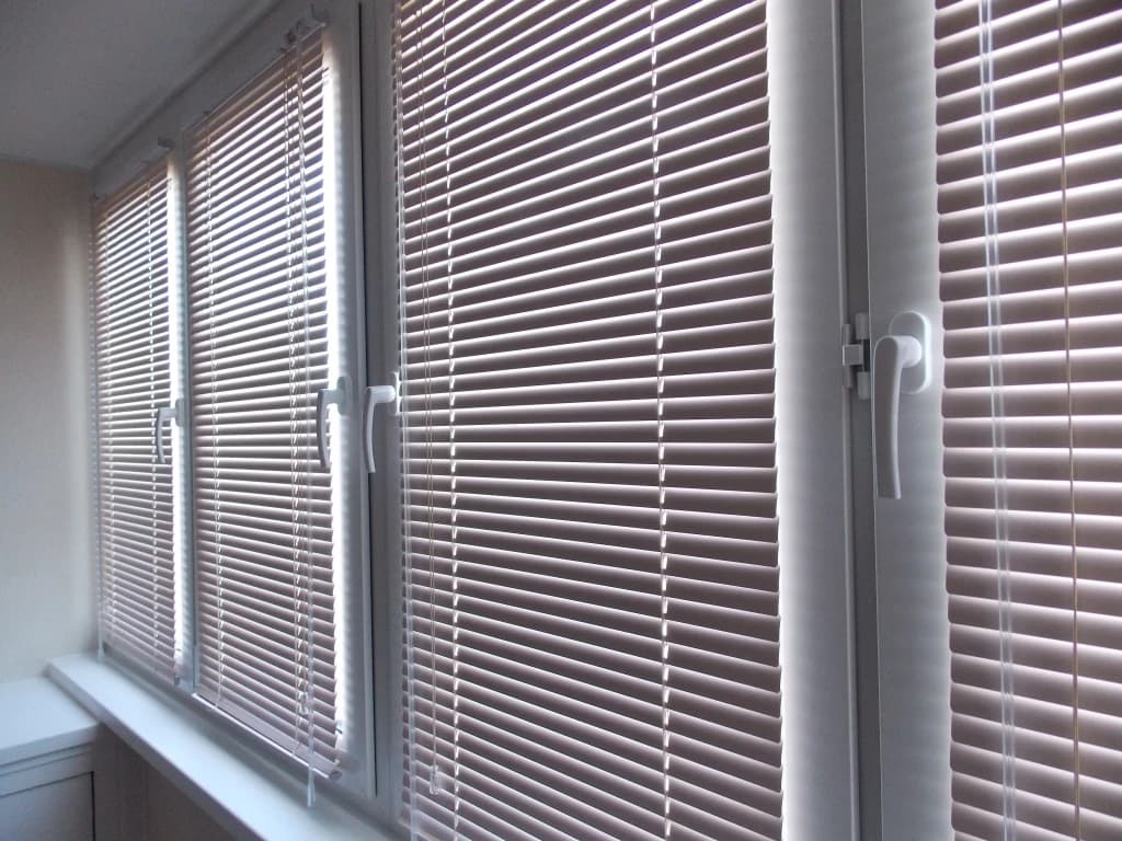 Жалюзи на окна